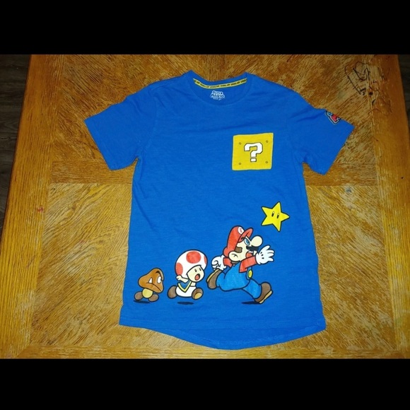 Super Mario Nintendo Graphic T Shirt size Small. - Picture 1 of 9